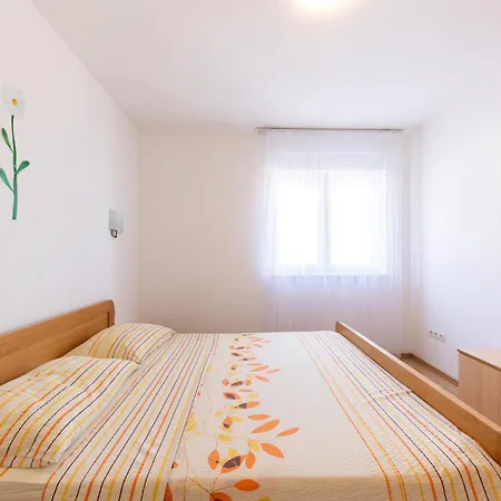 Apartamento Beautiful In With House Sea View Duće