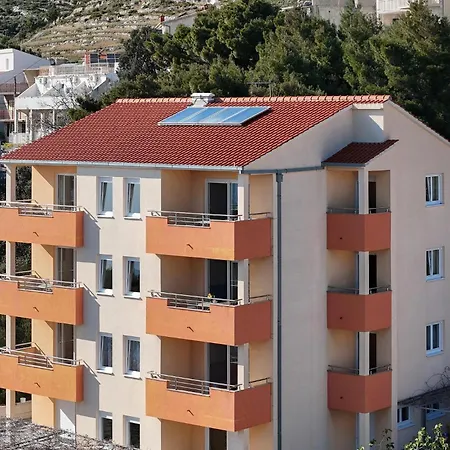 Beautiful In With House Sea View Duće